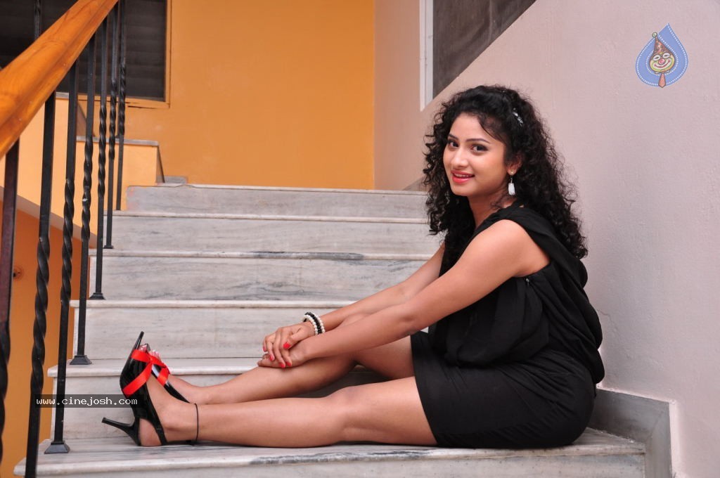 Vishnu Priya New Photos, - 47 / 88 photos