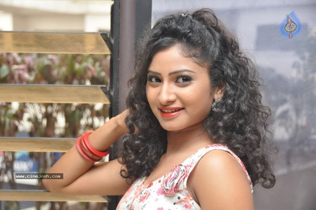 Vishnu Priya New Pics - 5 / 85 photos