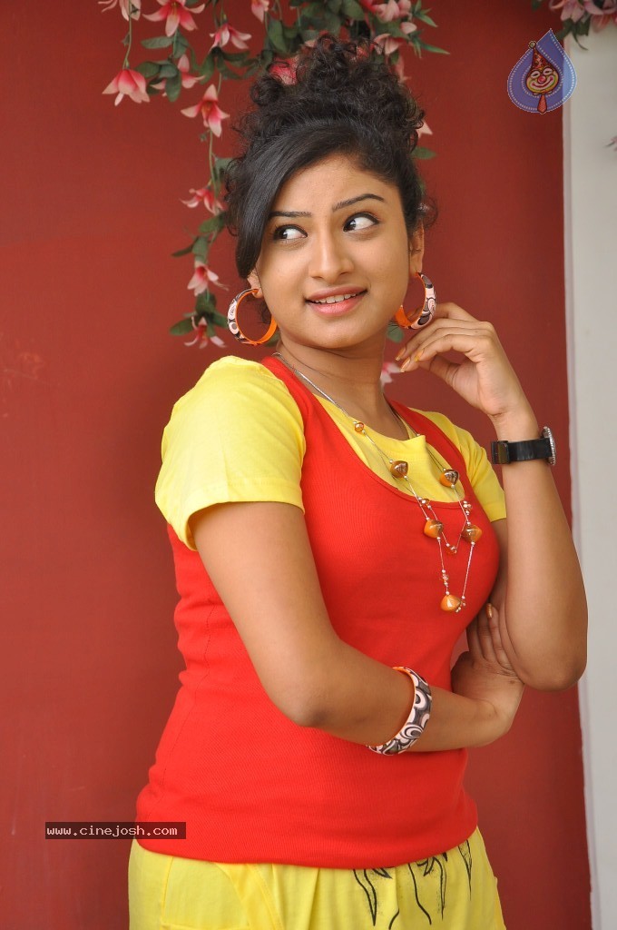 Vishnu Priya Stills - 40 / 66 photos