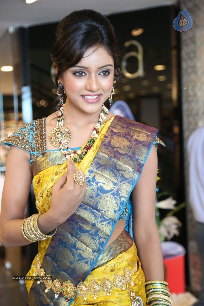 Vithika New Photos - 5 / 80 photos