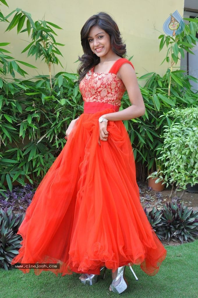 Vithika Sheru New Pics - 4 / 73 photos
