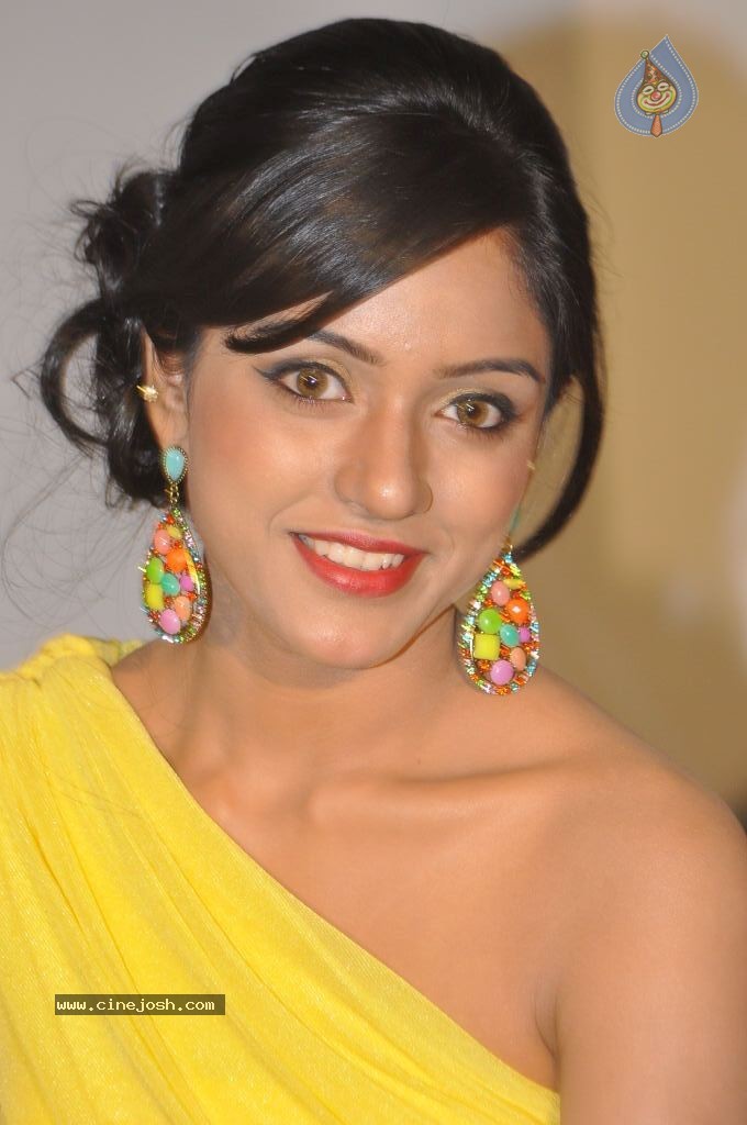 Vithika Sheru New Stills - 39 / 73 photos