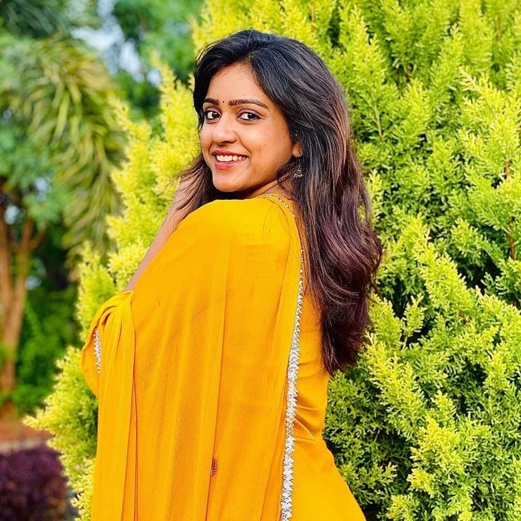 Vithika Stills - 6 / 13 photos