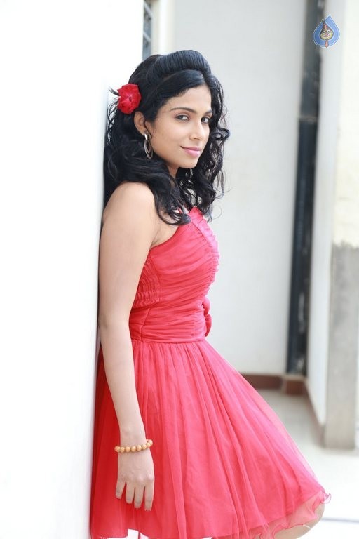 Vrushali Gosavi Latest Photos - 14 / 22 photos
