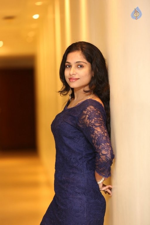 Vrushali Gosavi New Pics - 5 / 48 photos
