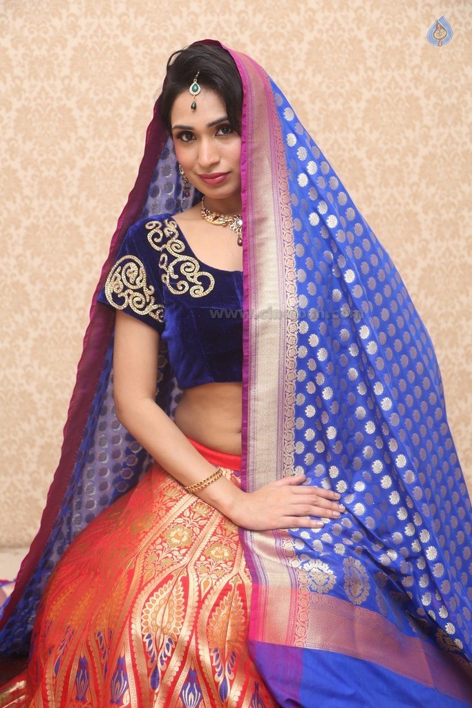Vrushali Goswami Latest Stills - 2 / 21 photos