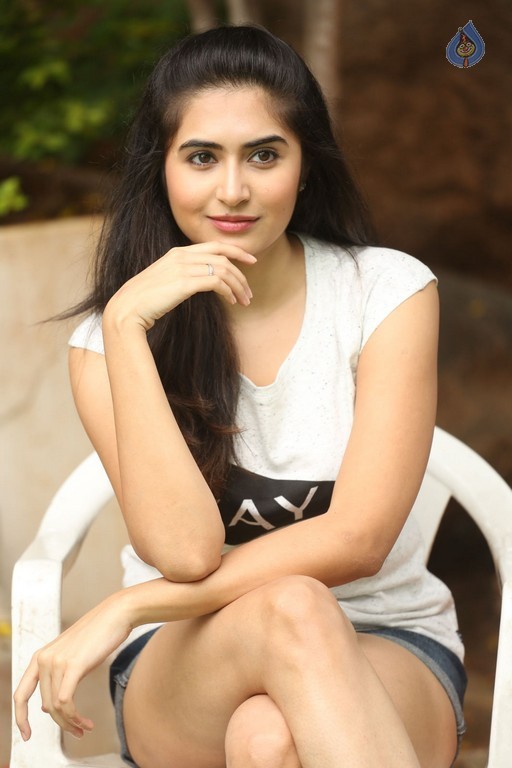 Vyoma Nandi New Gallery - 31 / 57 photos