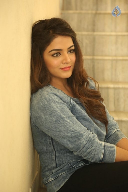 Wamiqa Gabbi New Pics - 28 / 47 photos