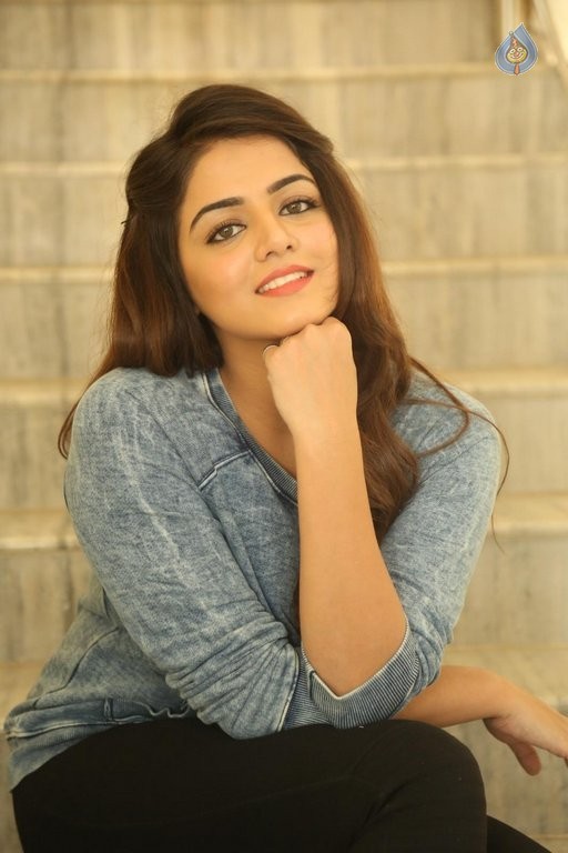 Wamiqa Gabbi New Pics - 35 / 47 photos
