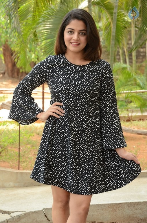 Wamiqa Gabbi New Pics - 33 / 56 photos