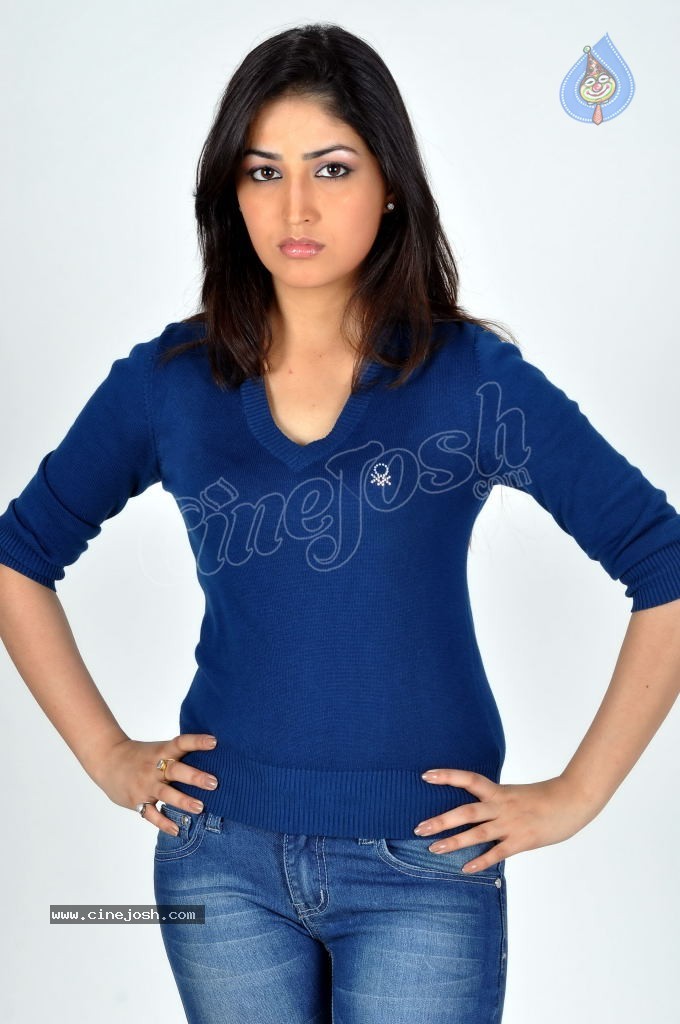 Yami Gautham New Stills - 40 / 57 photos