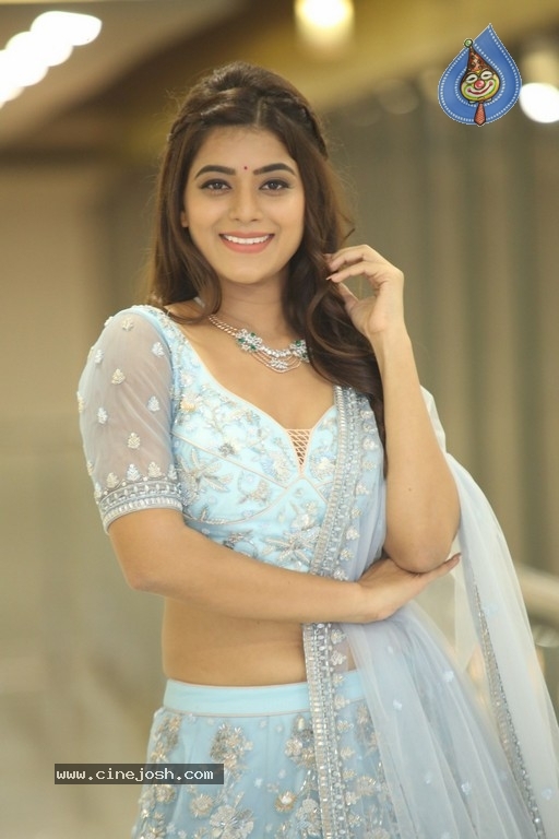 Yamini Bashker Gallery - 4 / 42 photos