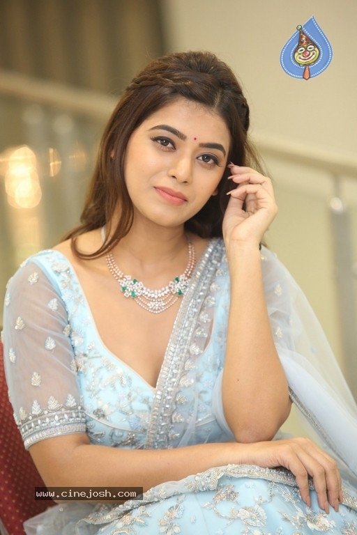 Yamini Bashker Gallery - 26 / 42 photos