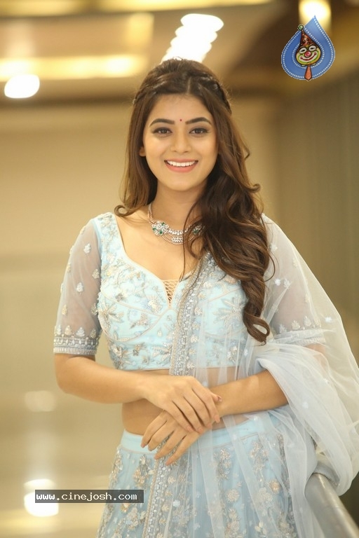 Yamini Bashker Gallery - 36 / 42 photos