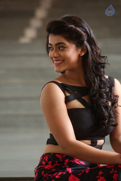Yamini Bhaskar Latest Pics - 21 / 42 photos