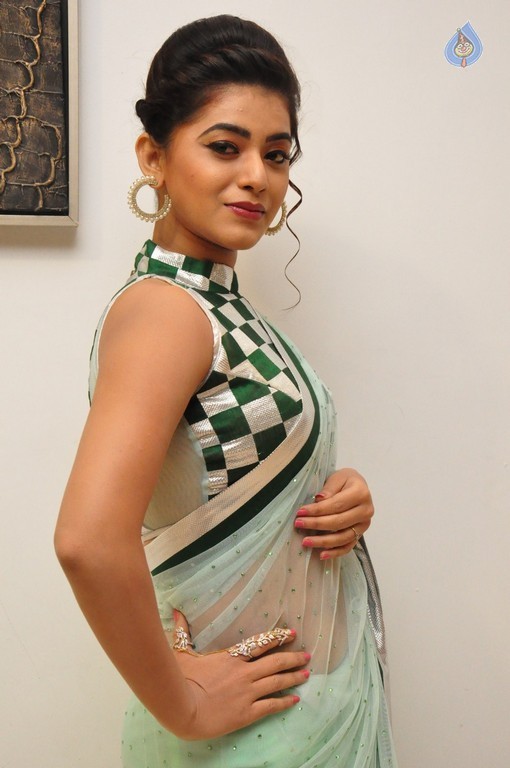 Yamini Bhaskar New Pics - 7 / 21 photos