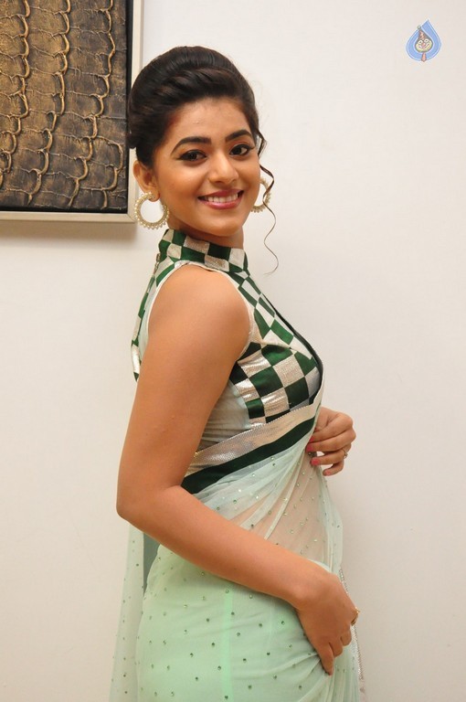 Yamini Bhaskar New Pics - 11 / 21 photos