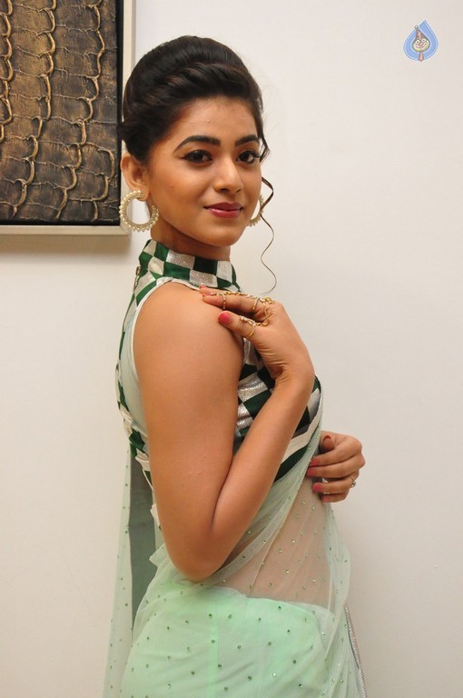 Yamini Bhaskar New Pics - 13 / 21 photos