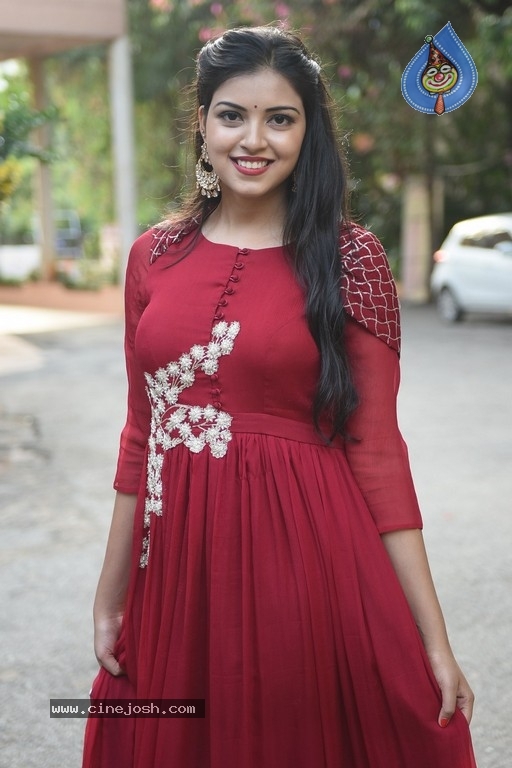 Yashu Mashetty Latest Photos - 2 / 21 photos