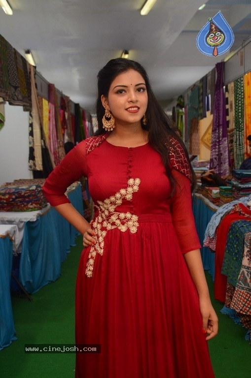 Yashu Mashetty Latest Photos - 9 / 21 photos