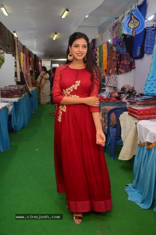 Yashu Mashetty Latest Photos - 16 / 21 photos