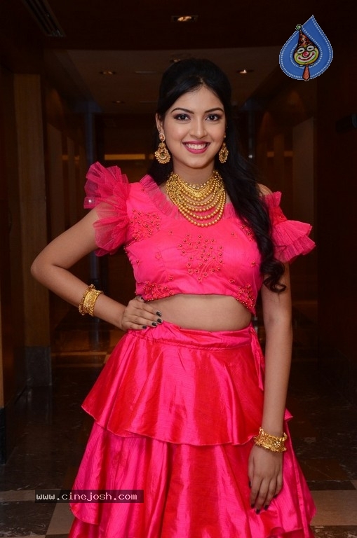 Yashu Mashetty Latest Photos - 4 / 21 photos