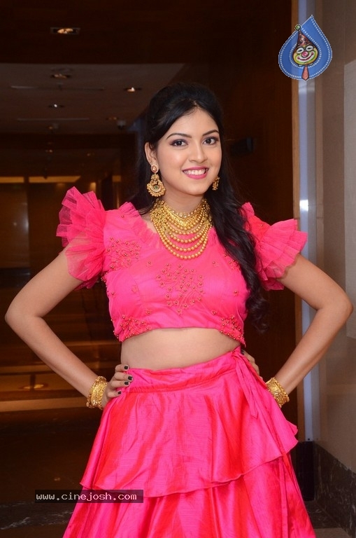 Yashu Mashetty Latest Photos - 9 / 21 photos