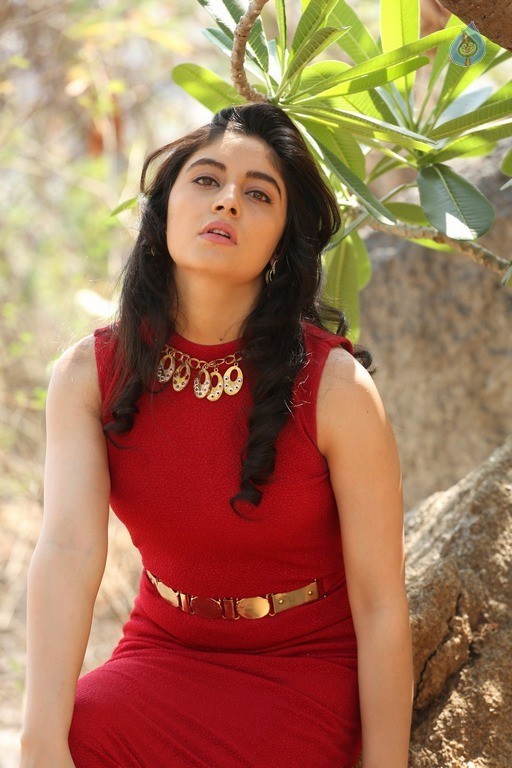 Zahida Sam Photos - 40 / 41 photos