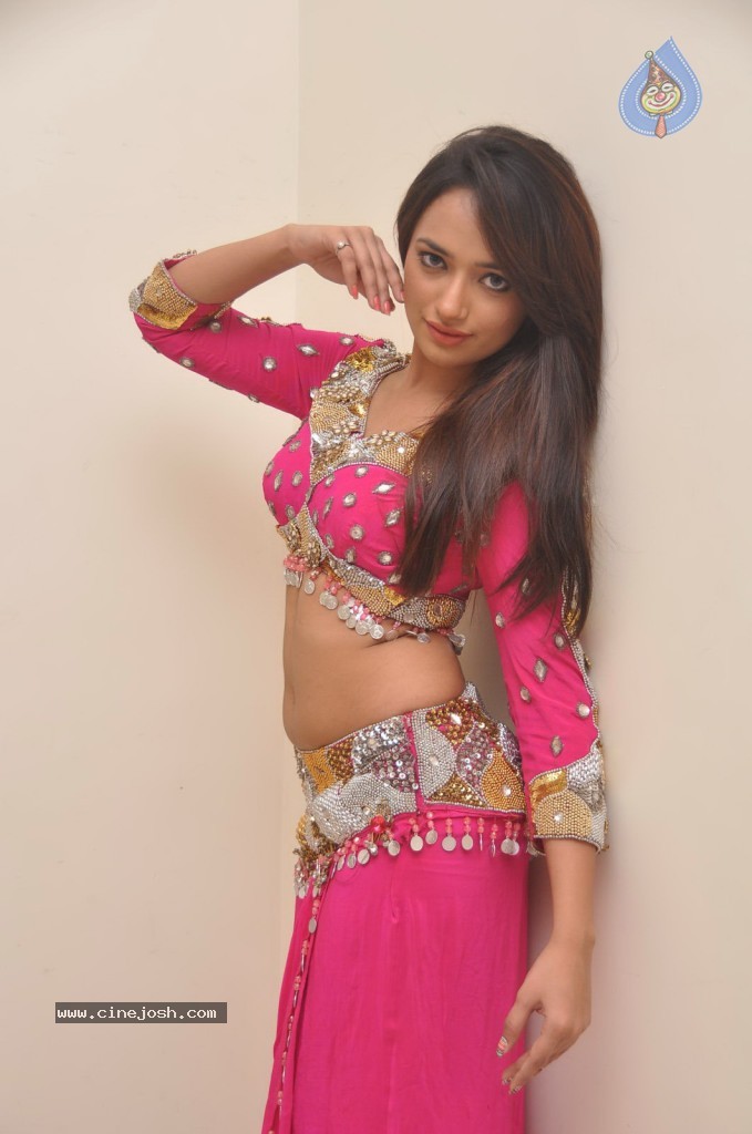 Ziya Stills - 36 / 60 photos