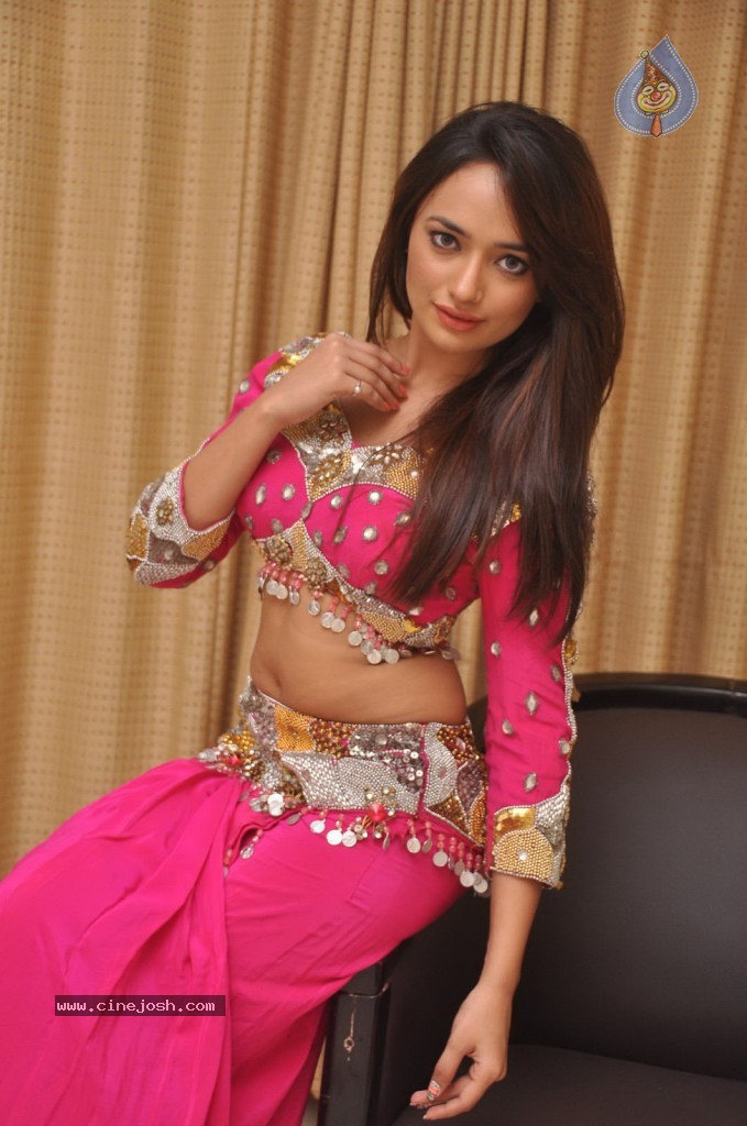Ziya Stills - 40 / 60 photos
