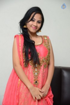Aasha Rakul Hot Photos - 37 of 42