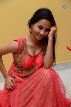 Aasha Rakul Hot Photos - 42 of 42