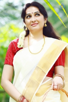Aavaana Tamil Actress New Photos - 4 of 9
