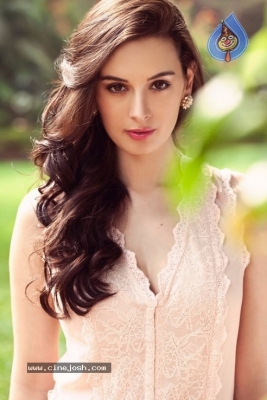 Actress Evelyn Sharma Stills - 12 of 16