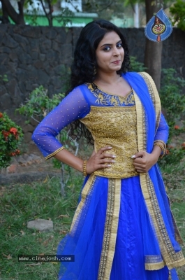 Actress Gayatri Rema Stills - 6 of 9