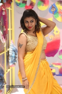 Actress Geethanjali New Images - 13 of 20