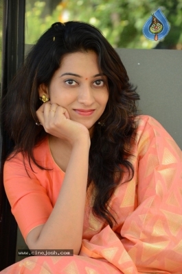 Actress Gouthami New Photos - 12 of 21