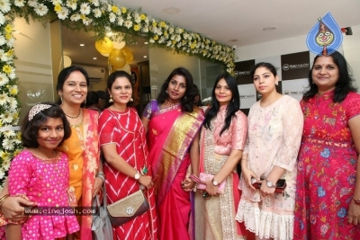 Actress Himaja Inaugurates BeYou Salon at Suchitra - 6 of 20