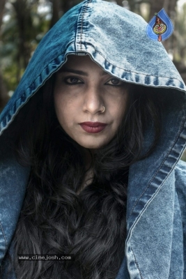 Actress Kavita Radheshyam Photos - 9 of 17