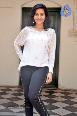 Actress Lisha Latest Stills - 20 of 20