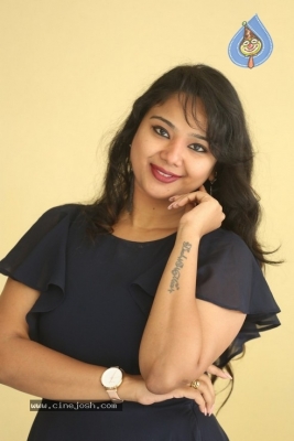 Actress Lizee Gopal Photos - 8 of 21