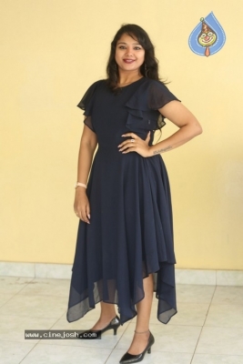 Actress Lizee Gopal Photos - 19 of 21