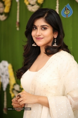 Actress Manisha Photos - 13 of 13