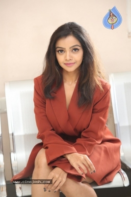 Actress Nithya Shetty Pictures - 34 of 38