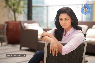 Actress Pooja Kumar Stills - 2 of 4