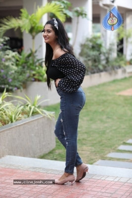 Actress Rashi Singh Stills - 16 of 18