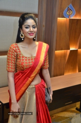 Actress Sanam Shetty Stills - 12 of 15