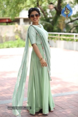Actress Siddhi Idnani Latest Photos - 1 of 14