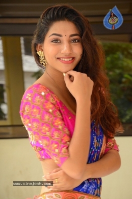 Actress Sonakshi Singh Rawat Gallery - 19 of 34