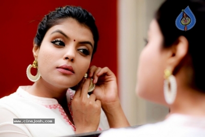 Actress Tejashree Jadhav Photoshoot - 19 of 28